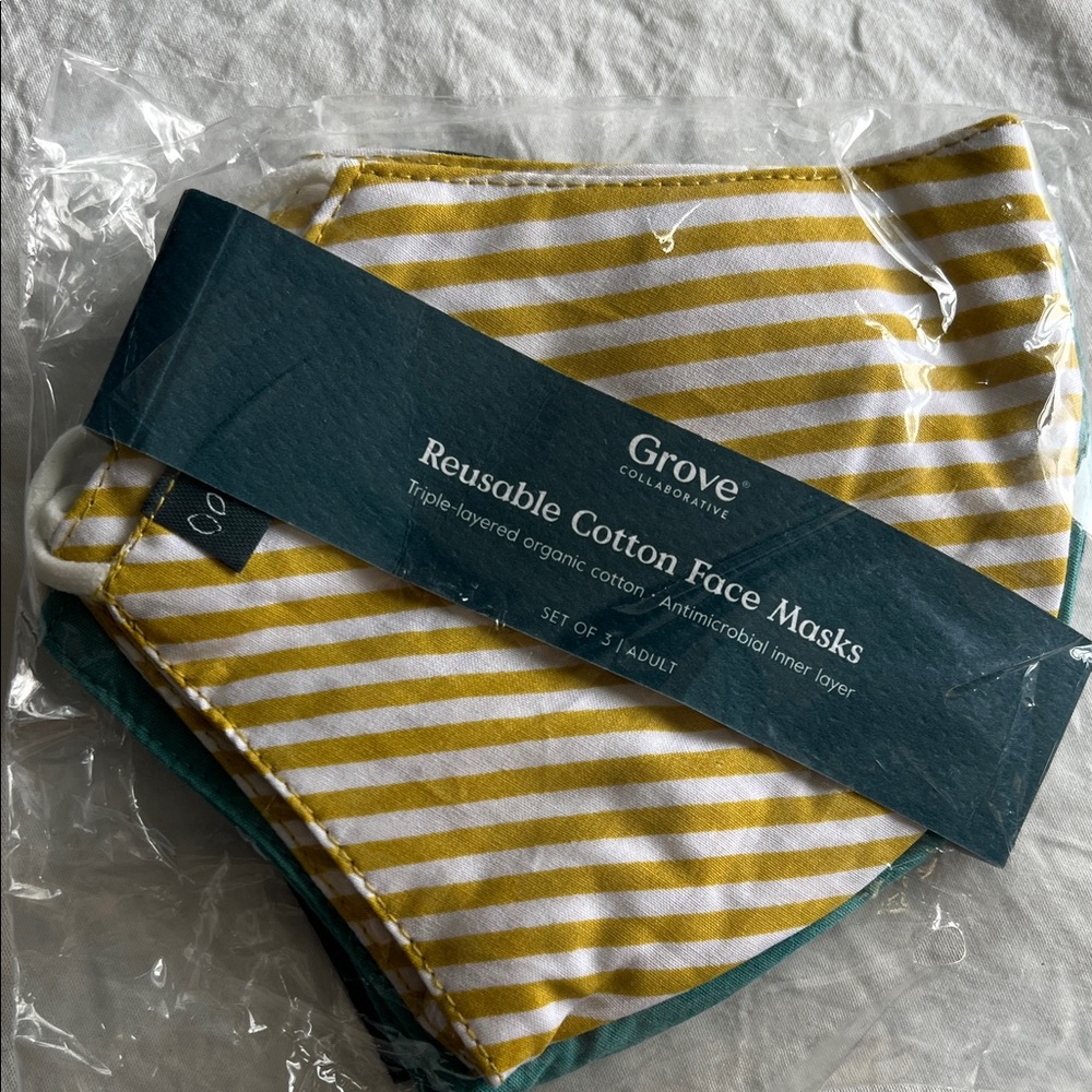 NEW Grove Collaborative 4 adjustable Cotton Face Masks